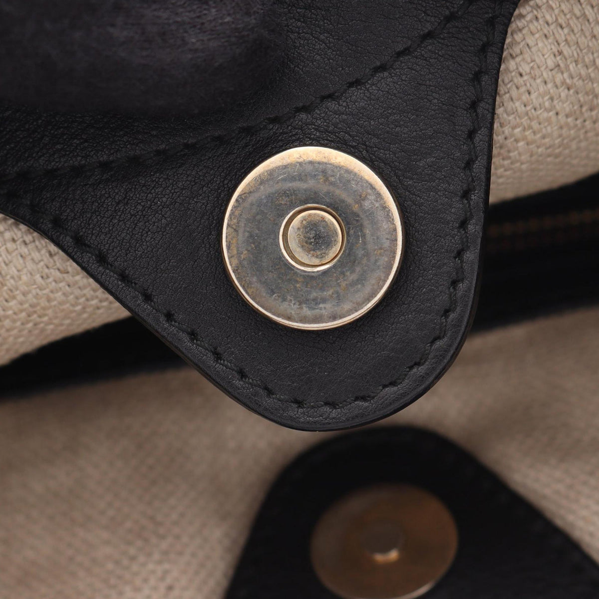 Gucci Calfskin Marrakech Shoulder Bag — Black