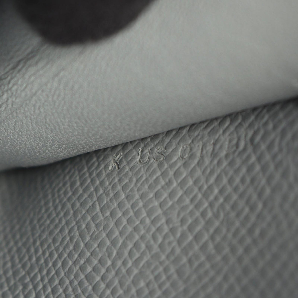Hermès Epsom Classique Kelly To Go Wallet — Gray