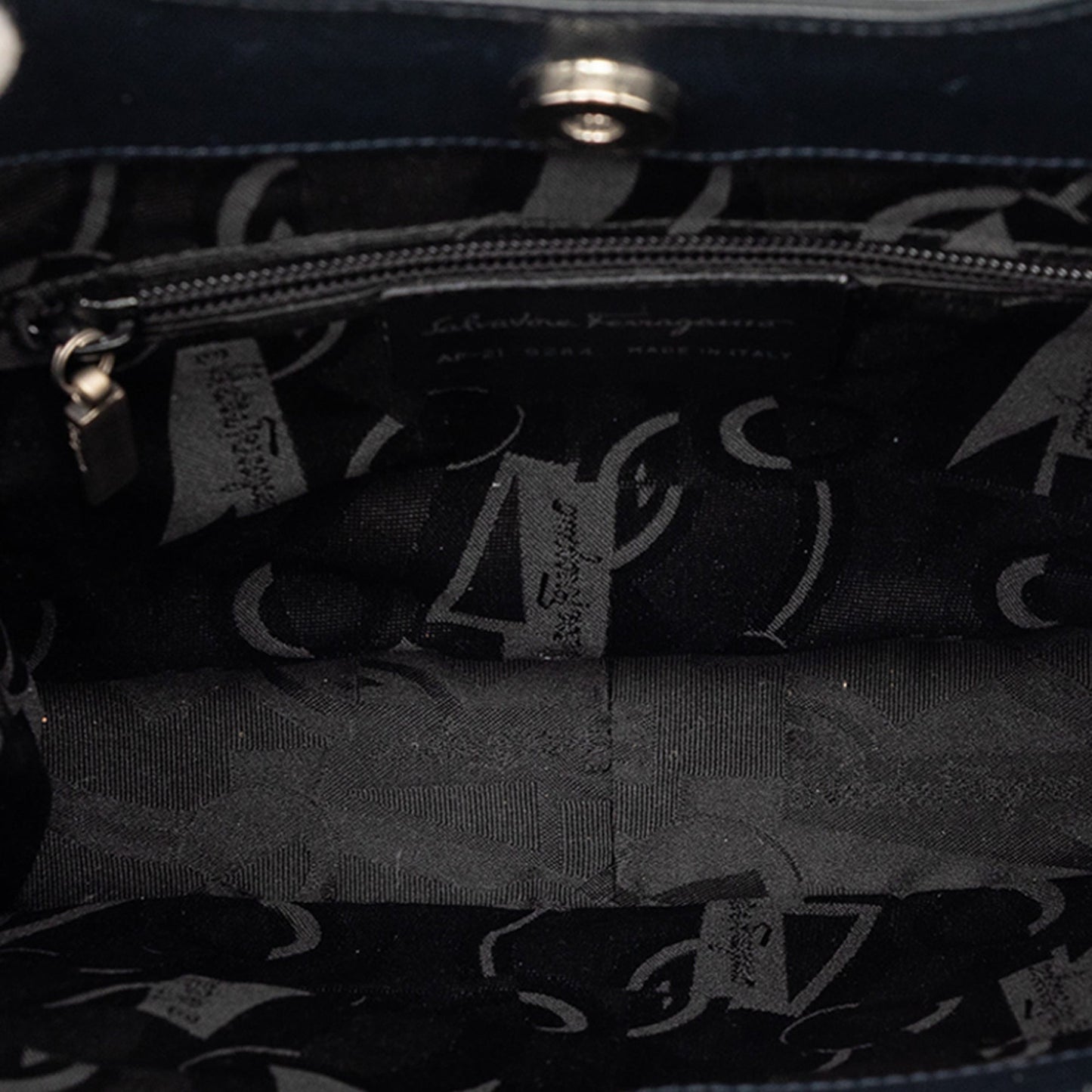 Ferragamo Leather Shoulder Bag
