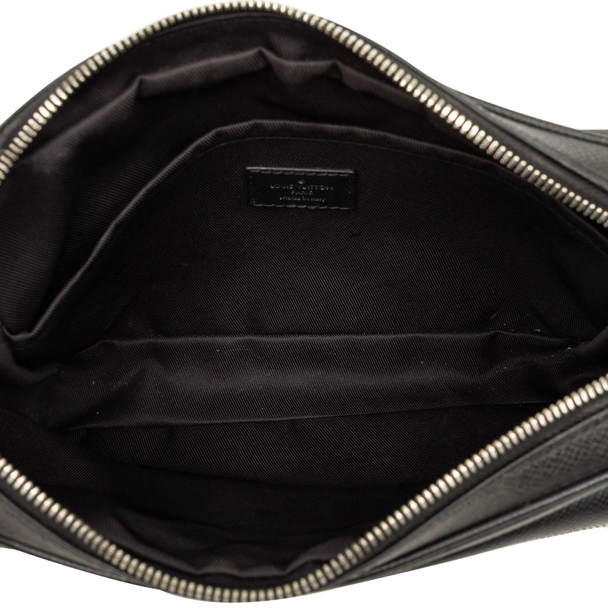 Louis Vuitton Monogram Taigarama Outdoor Messenger