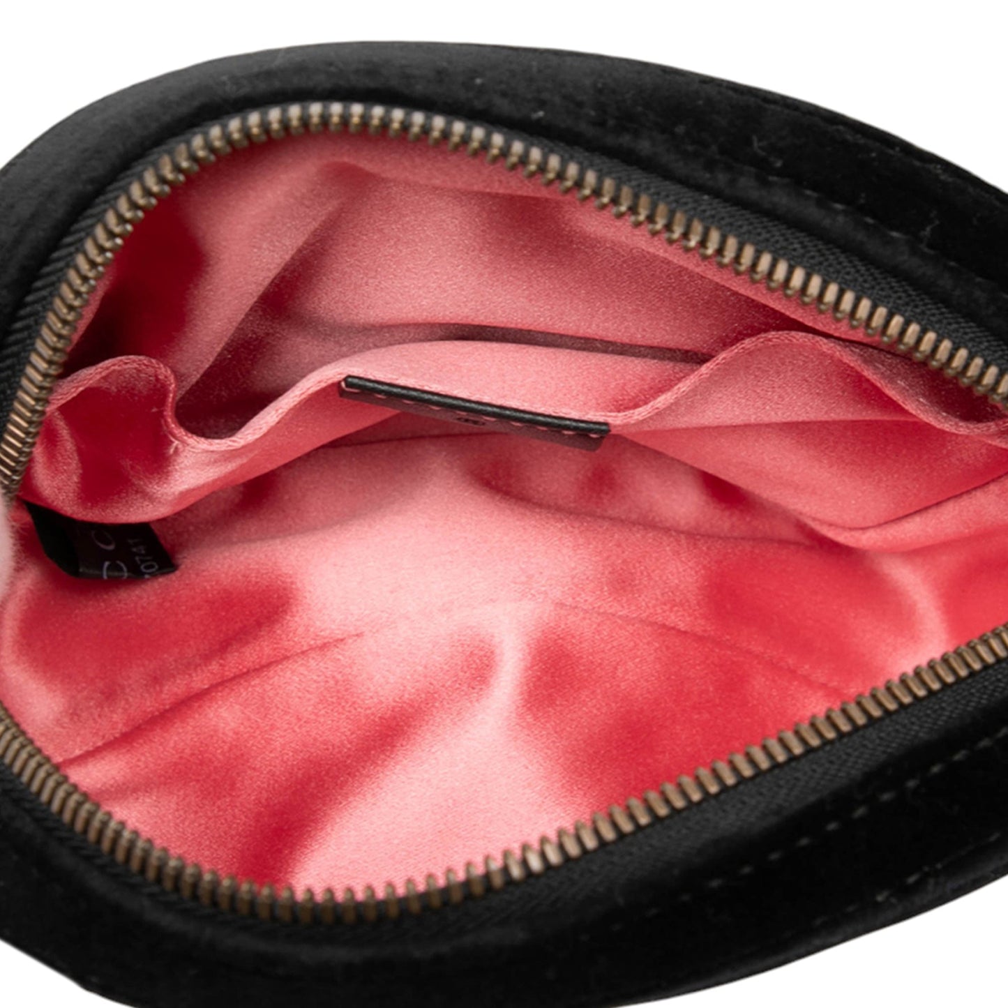 Gucci GG Marmont Matelasse Velvet Belt Bag