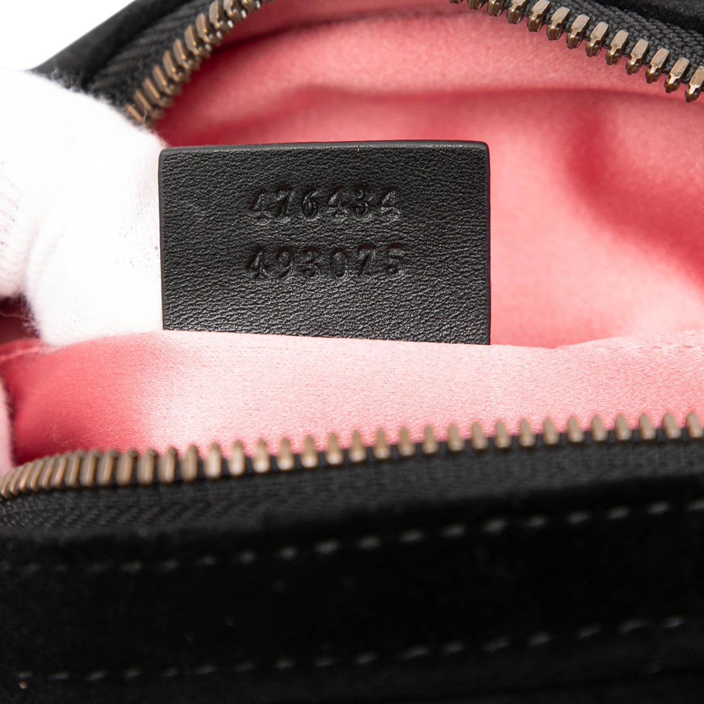 Gucci GG Marmont Matelasse Velvet Belt Bag