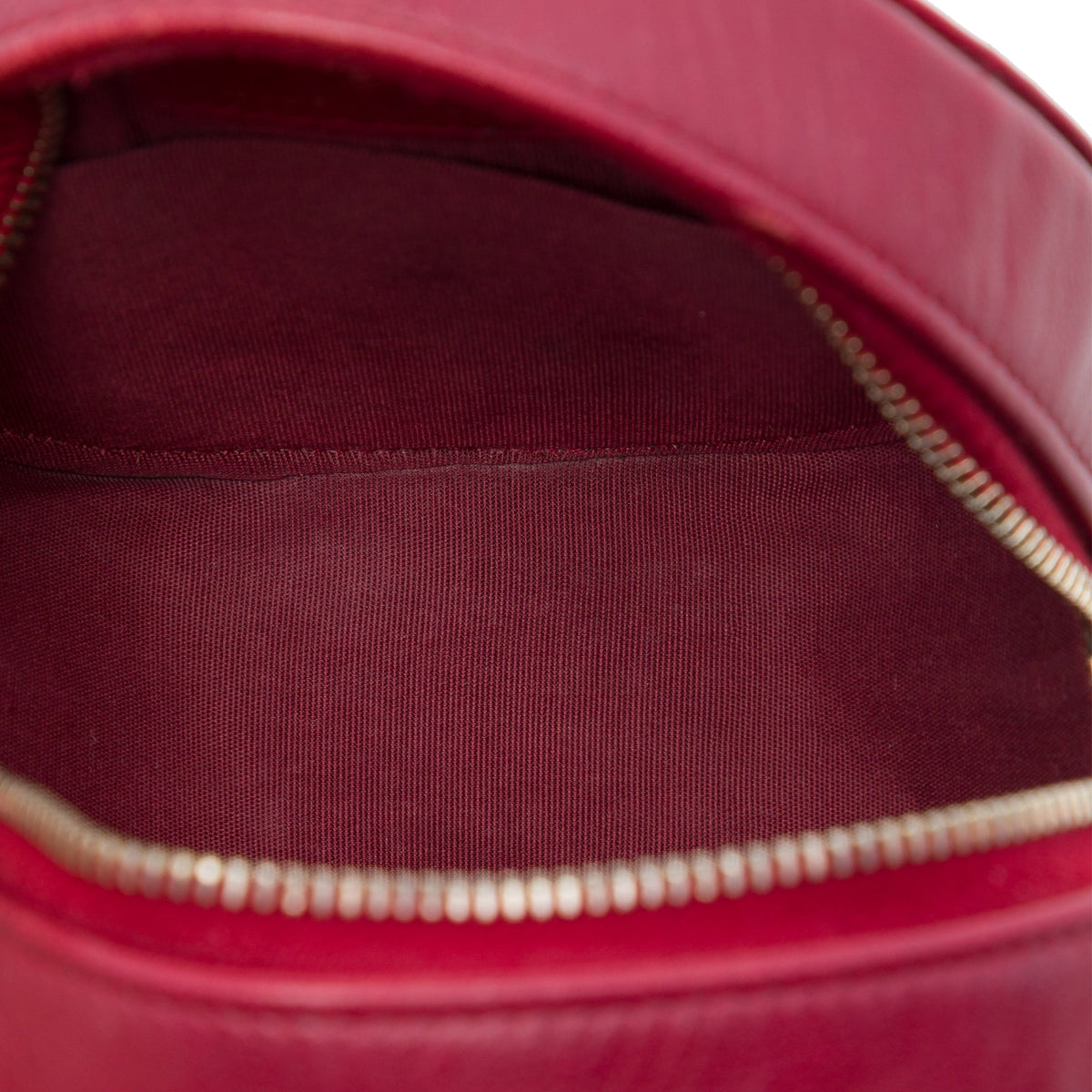 Chanel CC Quilted Lambskin Round Clutch with Chain — Red