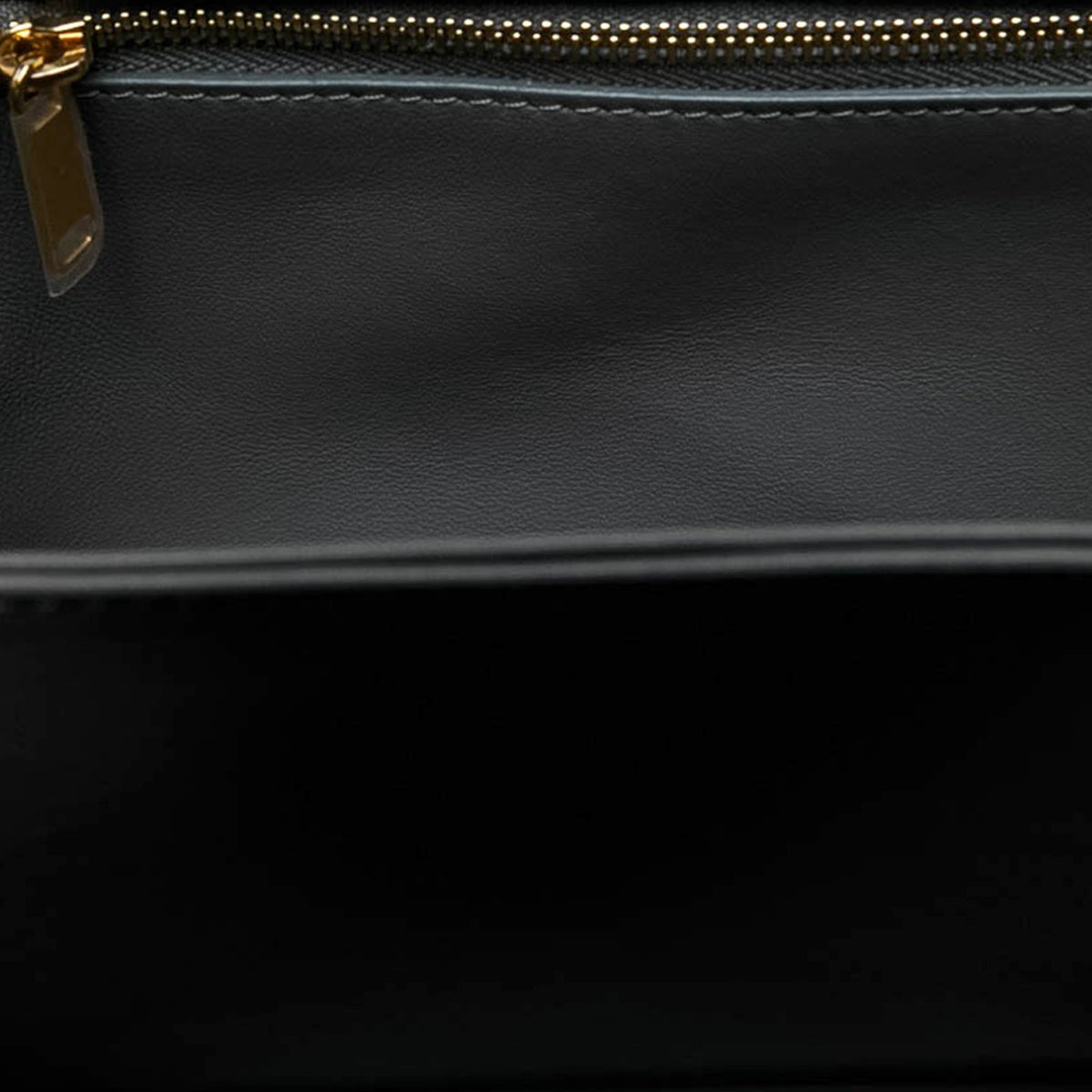 Celine Classique Shiny Calfskin Triomphe Crossbody — Gray