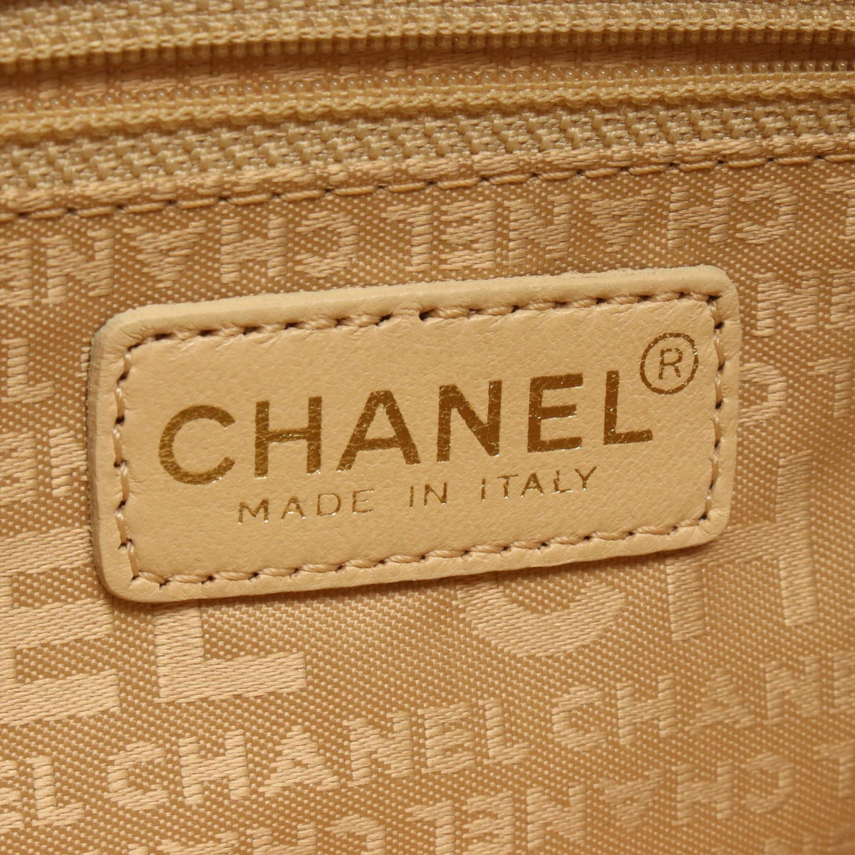 Chanel CC Choco Bar Flap East West — Yellow