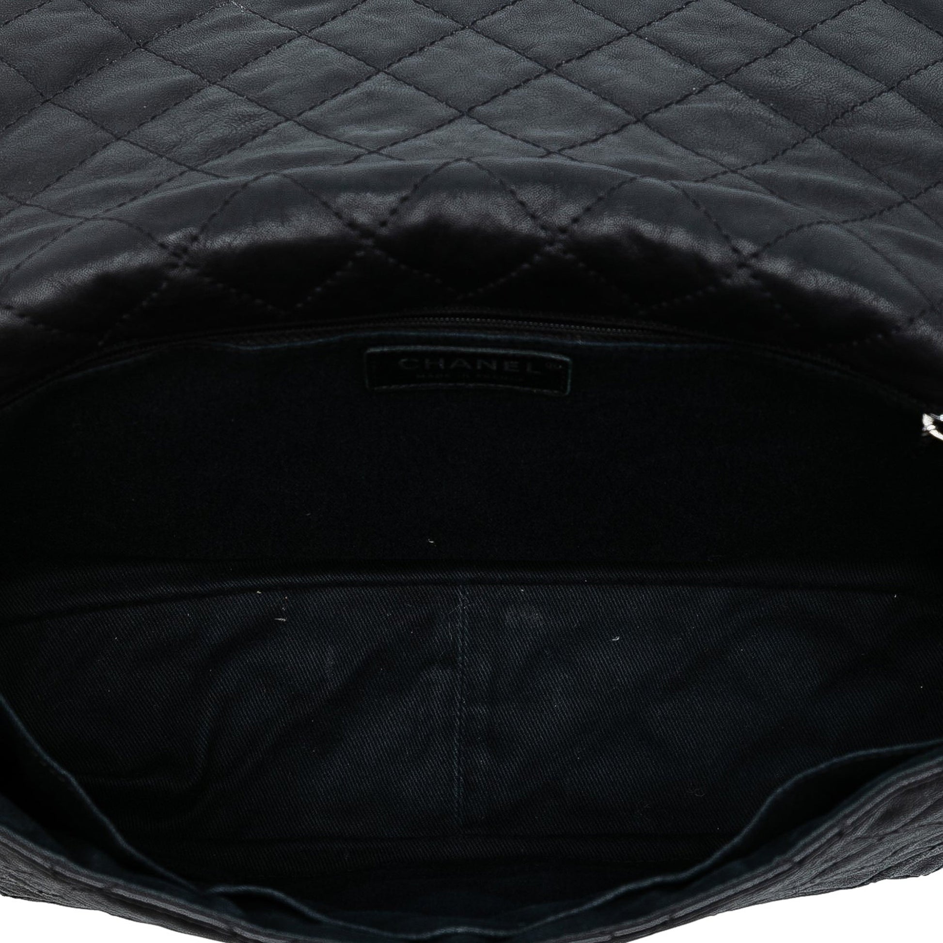 Chanel Quilted Calfskin Reissue 2.55 Easy Messenger Flap