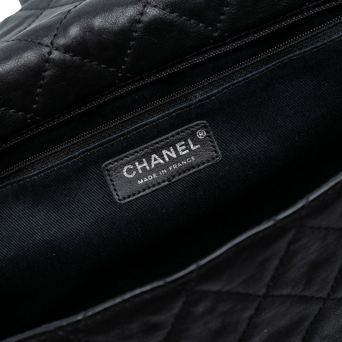 Chanel Quilted Calfskin Reissue 2.55 Easy Messenger Flap