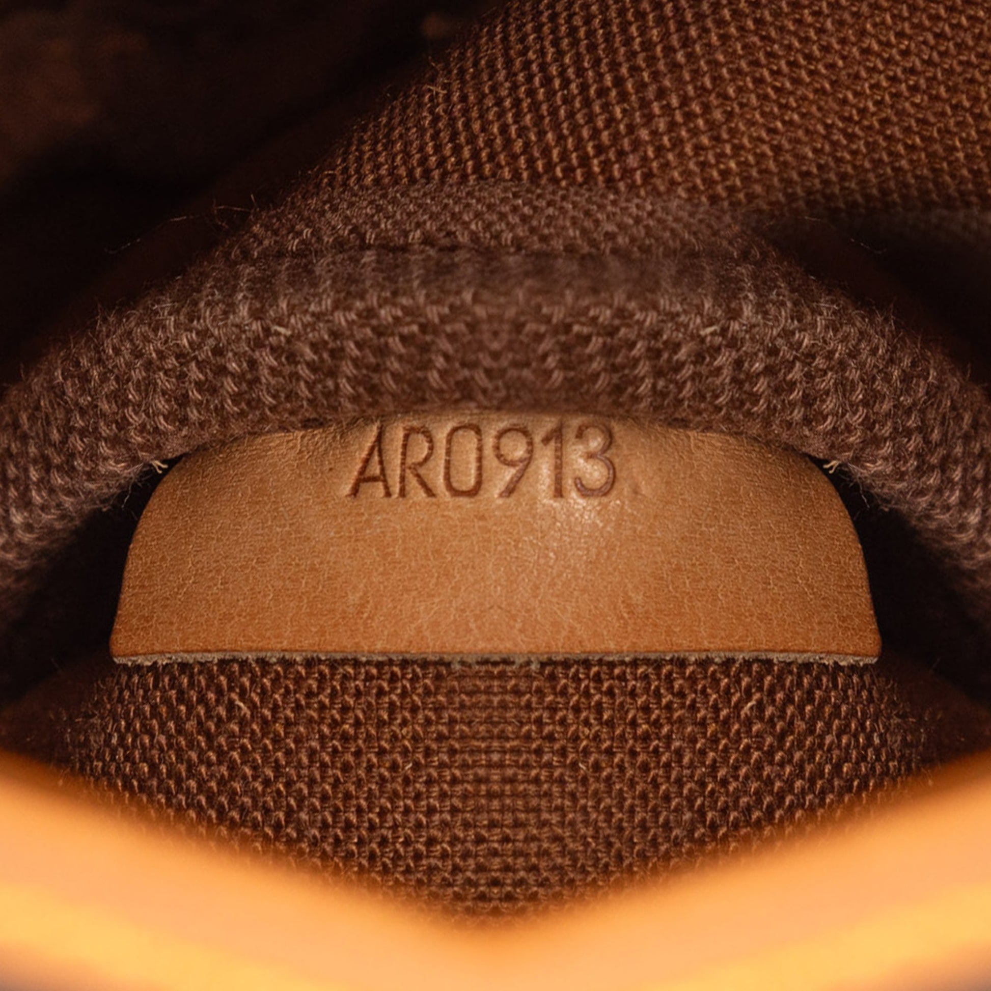 Louis Vuitton Monogram Saumur 25