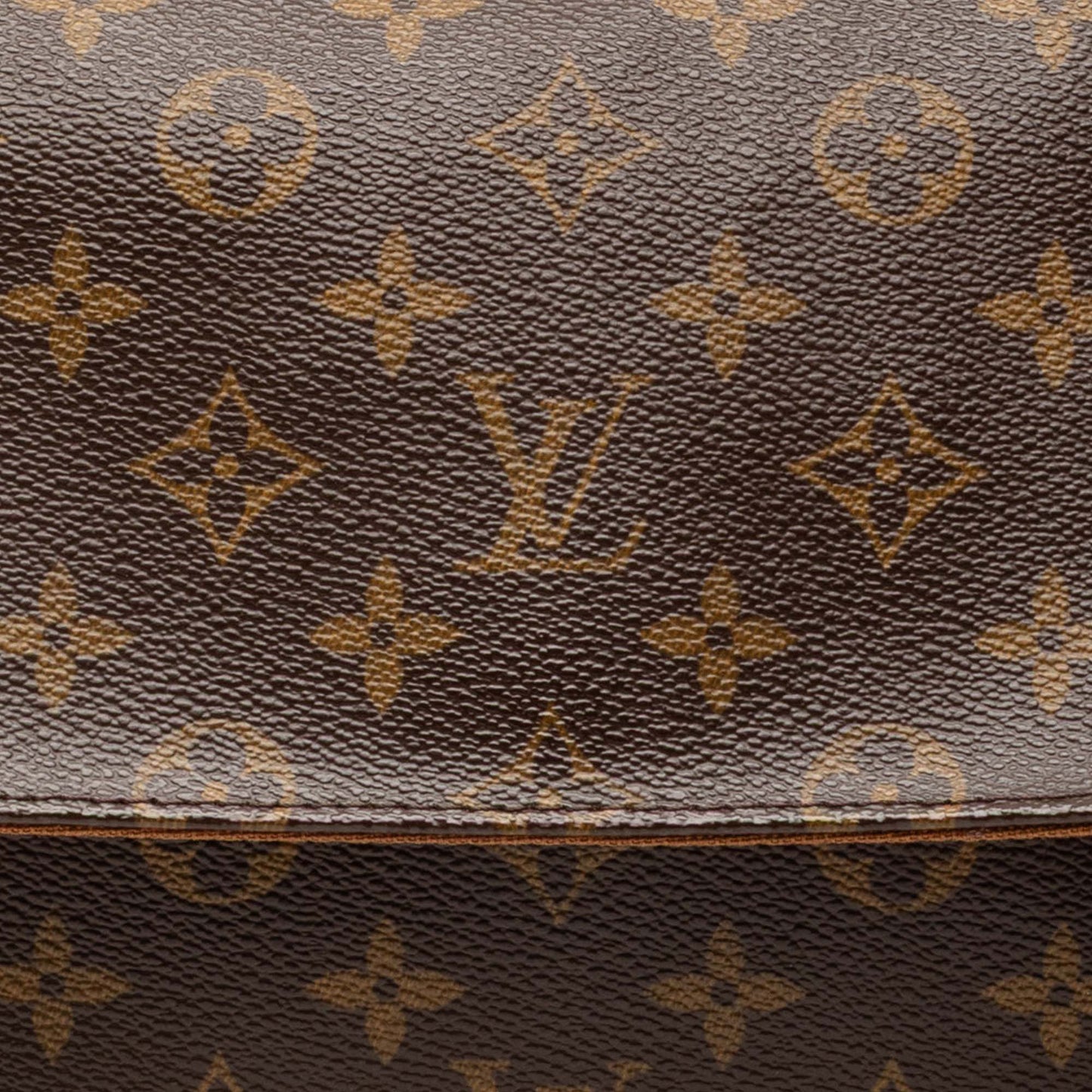 Monogram Mini Looping