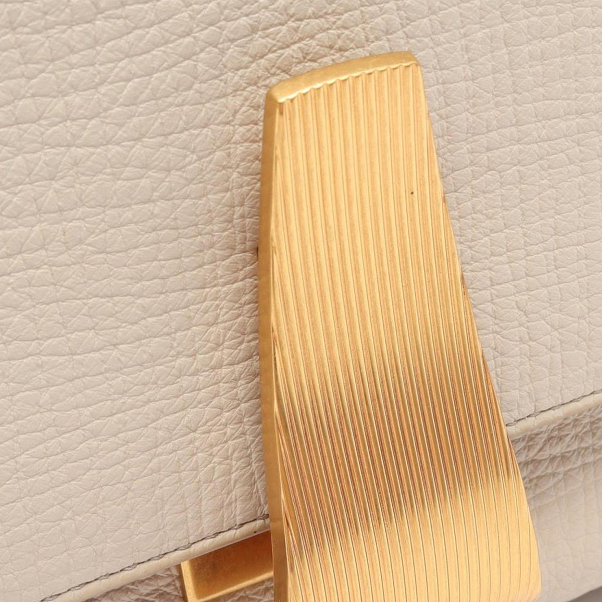 Bottega Veneta BV Angle