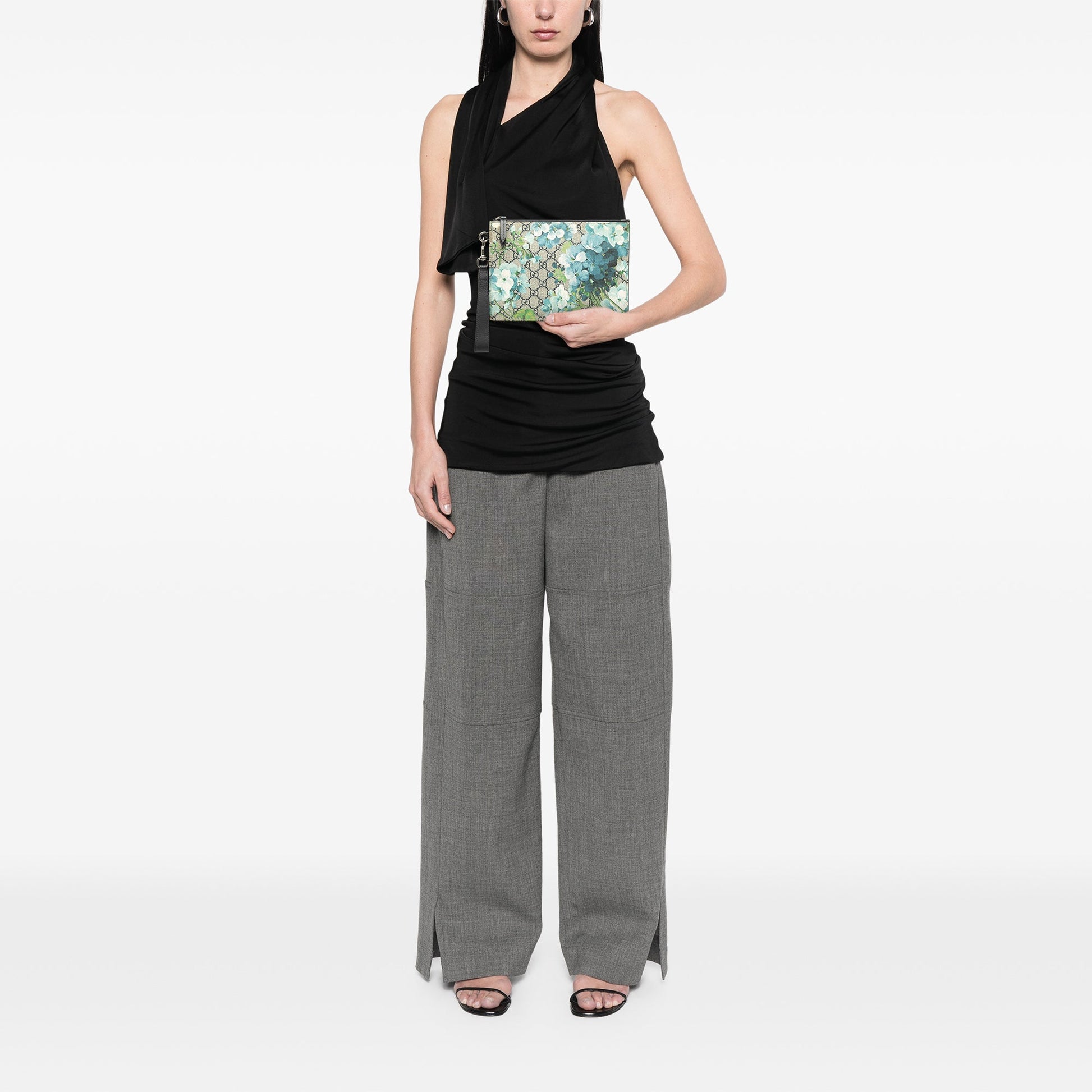 Gucci GG Supreme Blooms Clutch