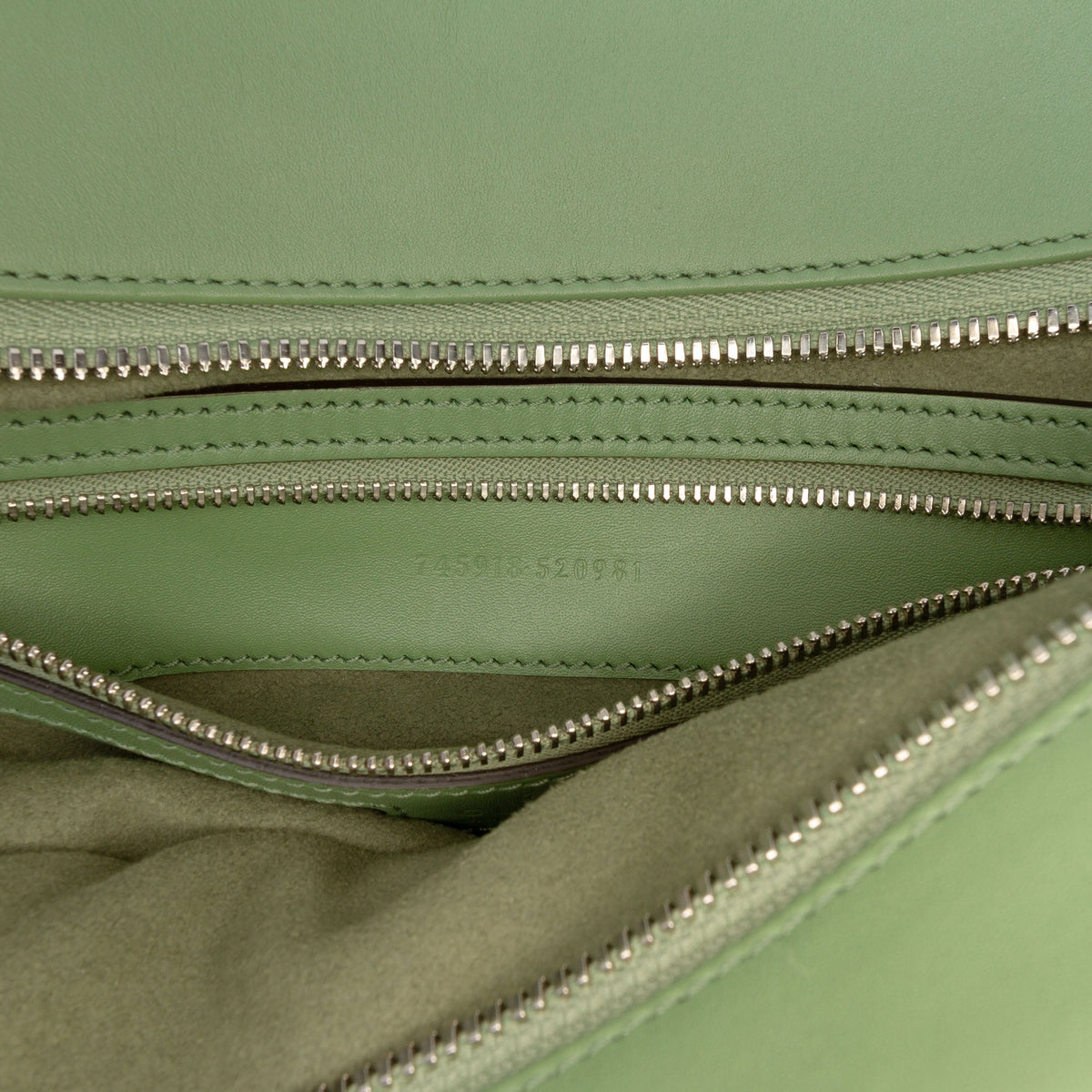 Gucci Small Leather Petite GG Tote
