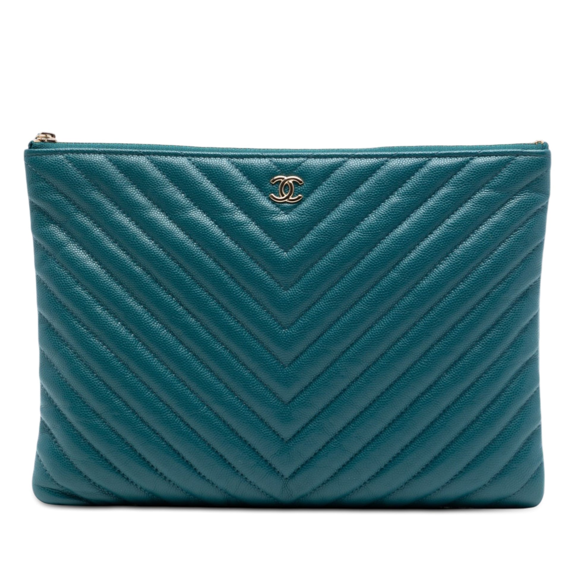Medium CC Chevron Caviar O Case Clutch