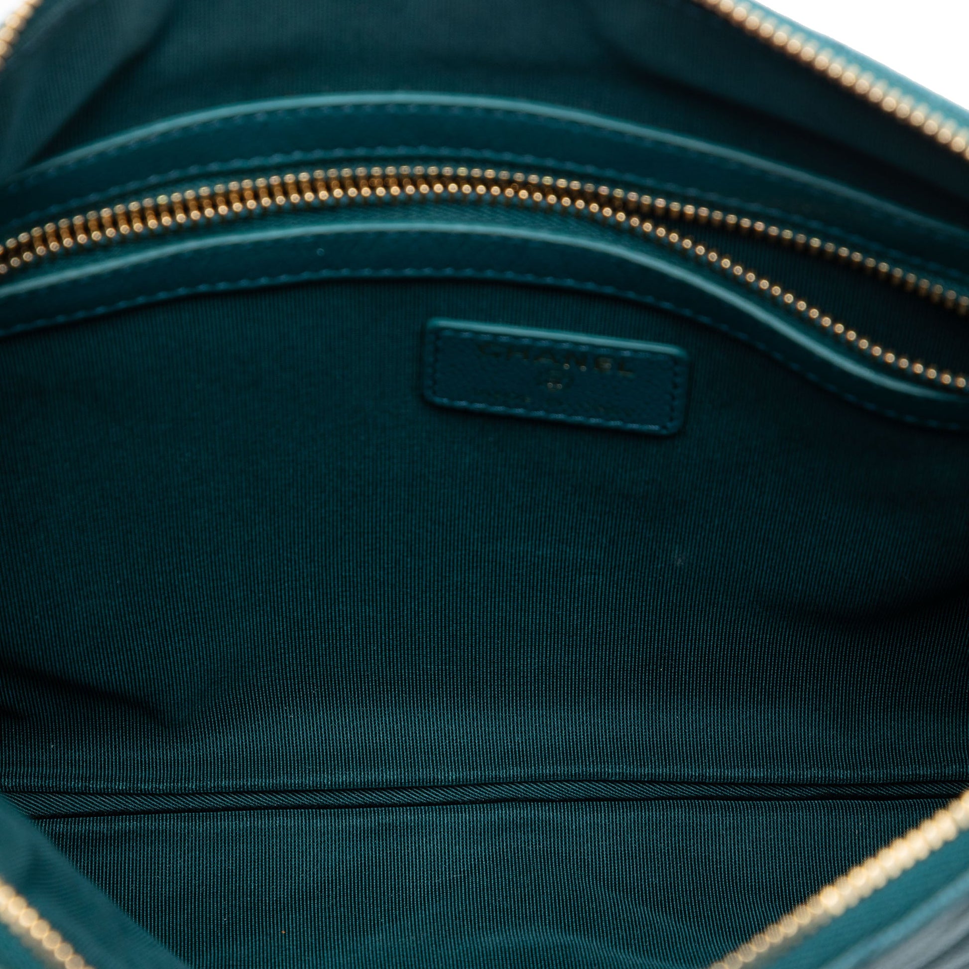 Medium CC Chevron Caviar O Case Clutch