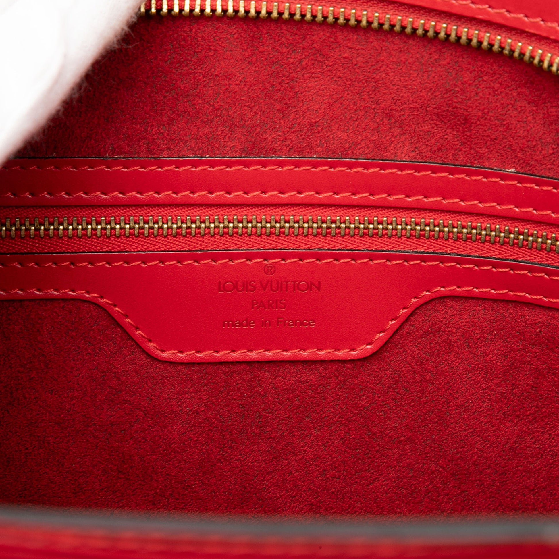 Epi Saint Jacques GM Long Strap
