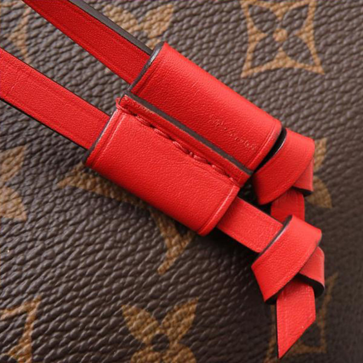 Louis Vuitton Monogram Neonoe MM