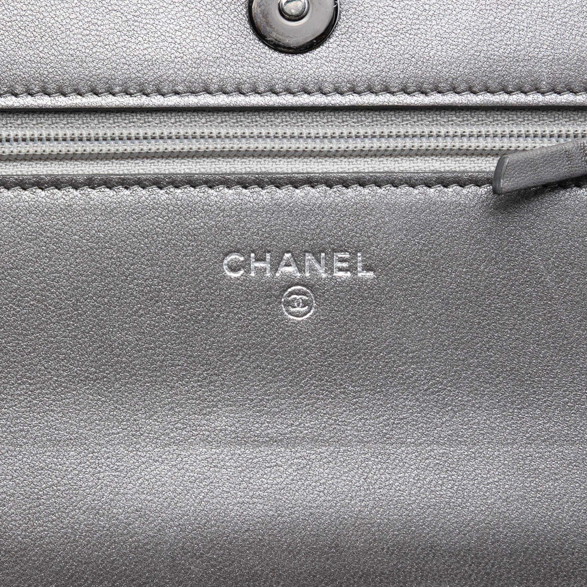 Chanel CC Quilted Metallic Lambskin Faux Pearl Wallet On Chain — Silver
