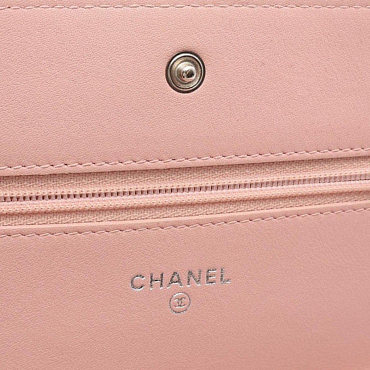 Chanel CC Caviar Wallet On Chain — Pink