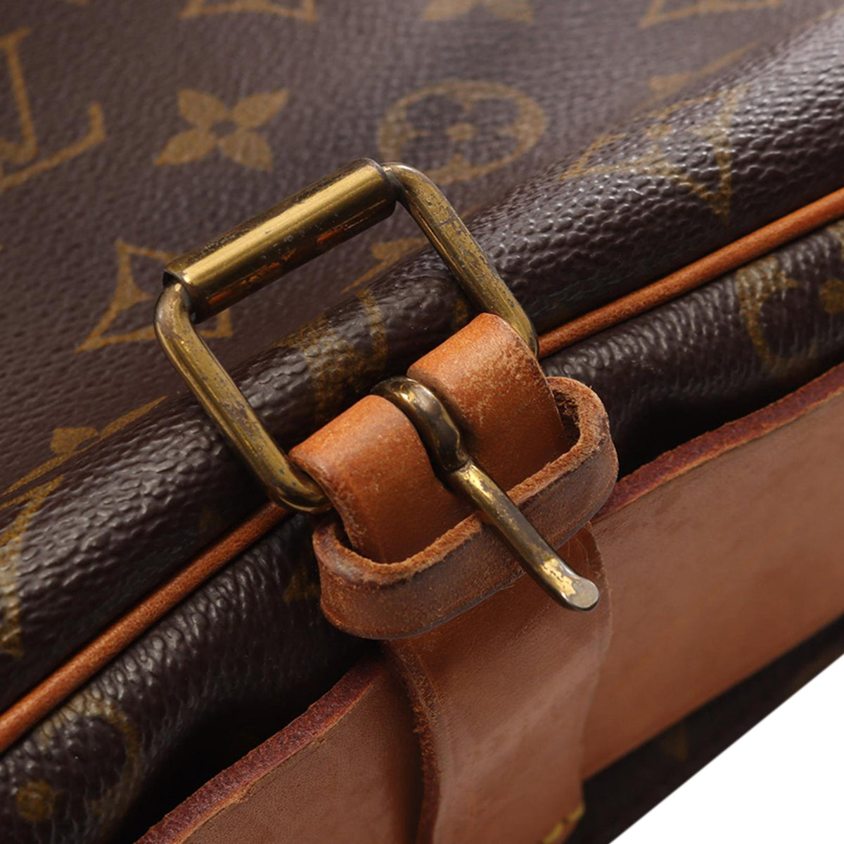 Louis Vuitton Monogram Cartouchiere GM