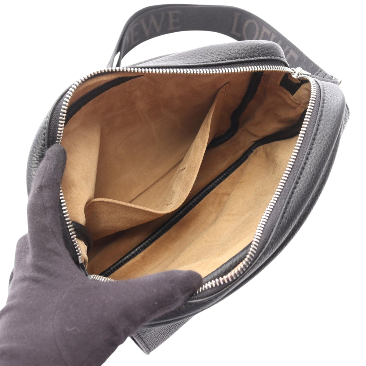 LOEWE Medium Leather Pebble Messenger Bag