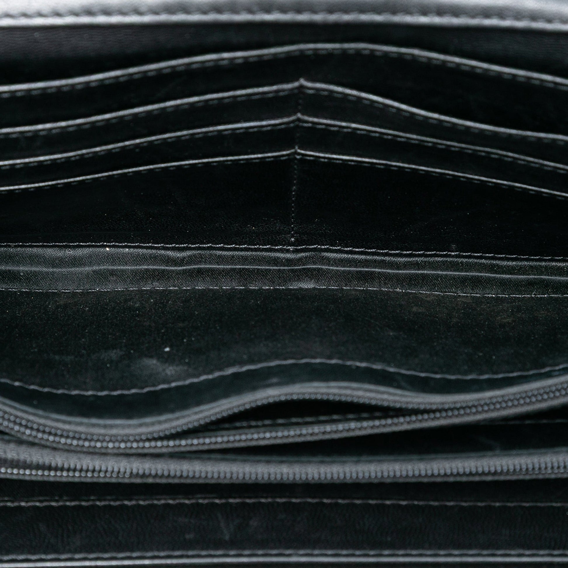 CC Quilted Lambskin East West Wallet on Chain