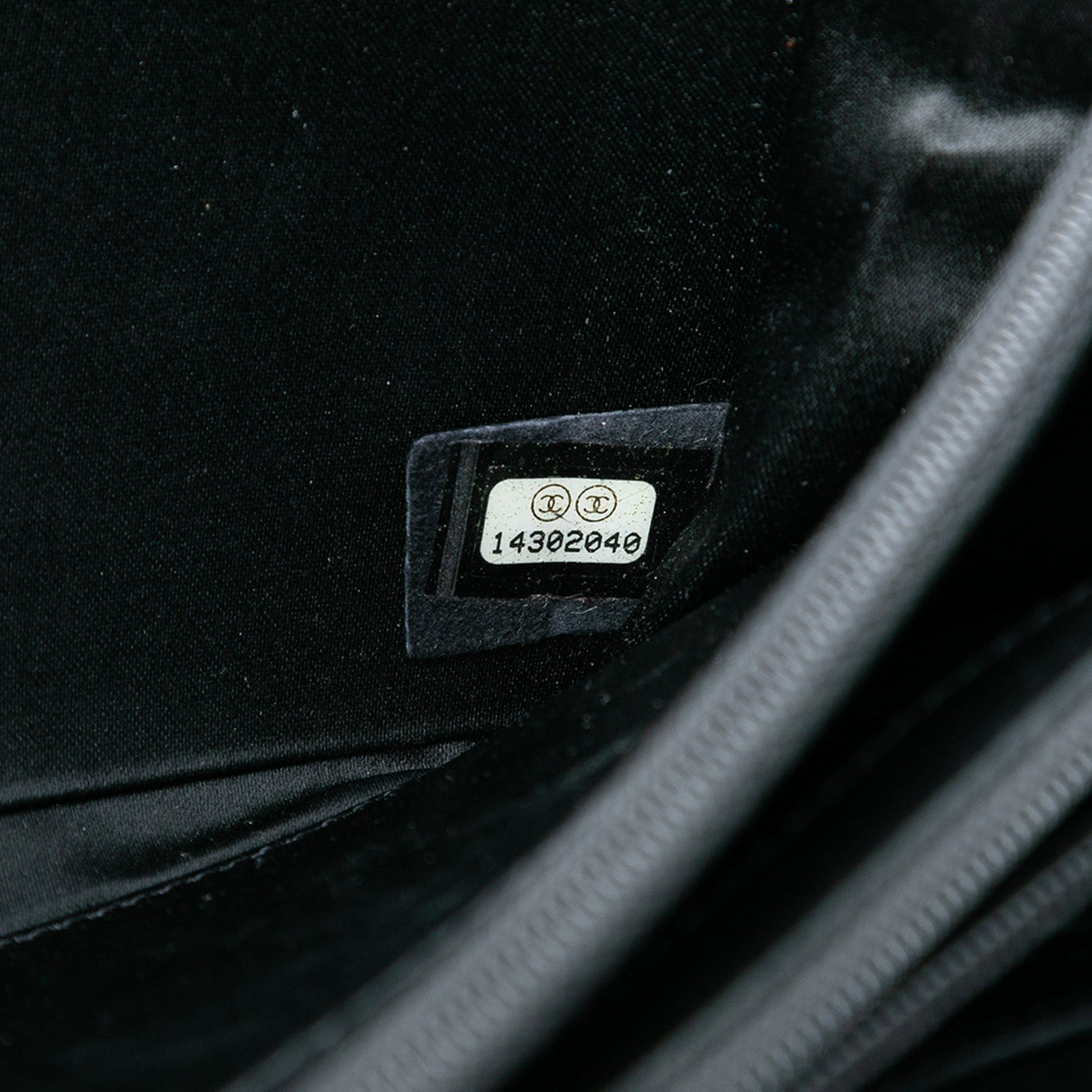 CC Quilted Lambskin East West Wallet on Chain