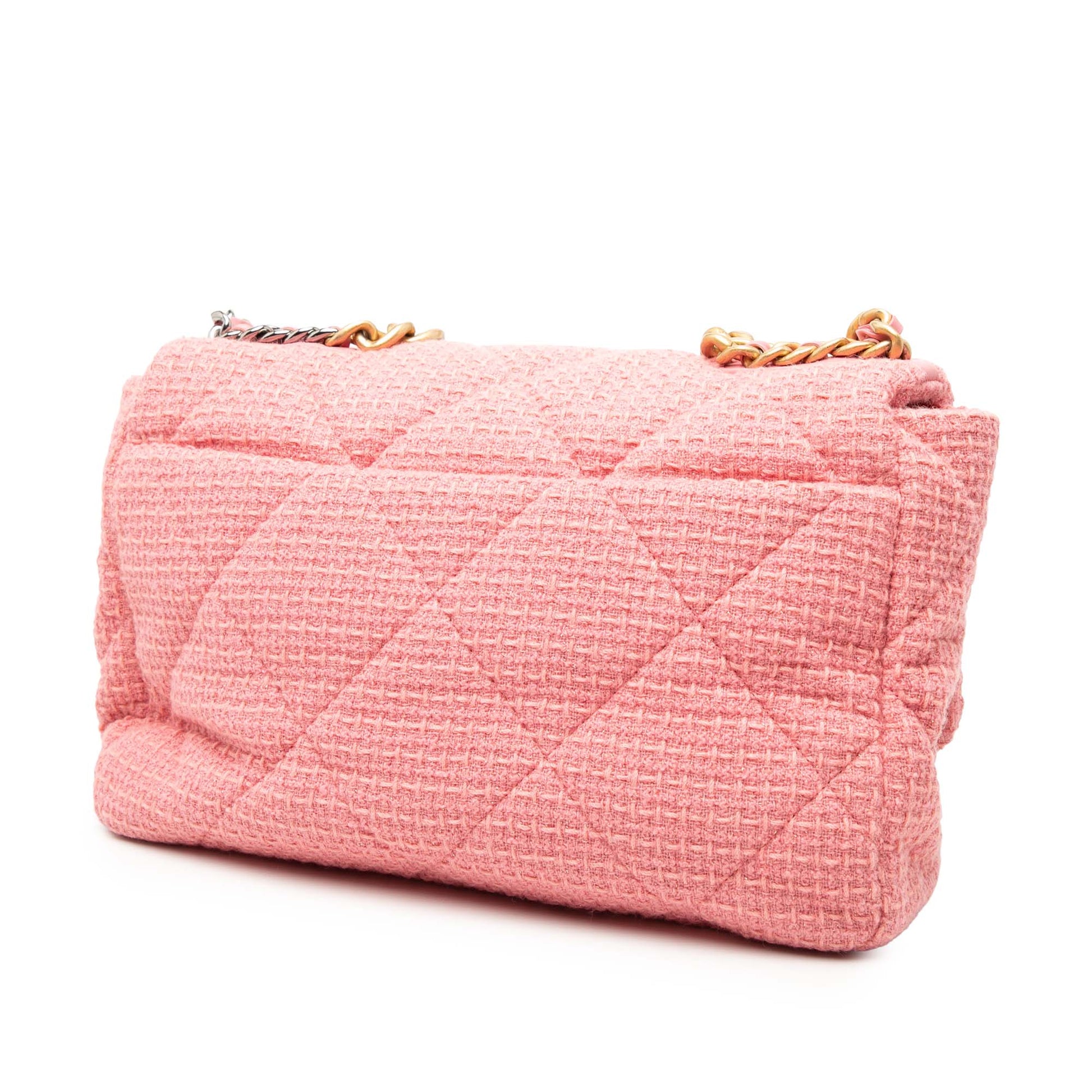 Chanel Maxi Tweed 19 Flap