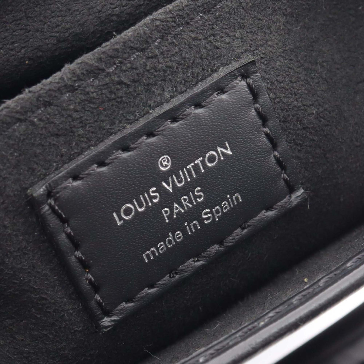 Louis Vuitton Epi Petit Sac Plat