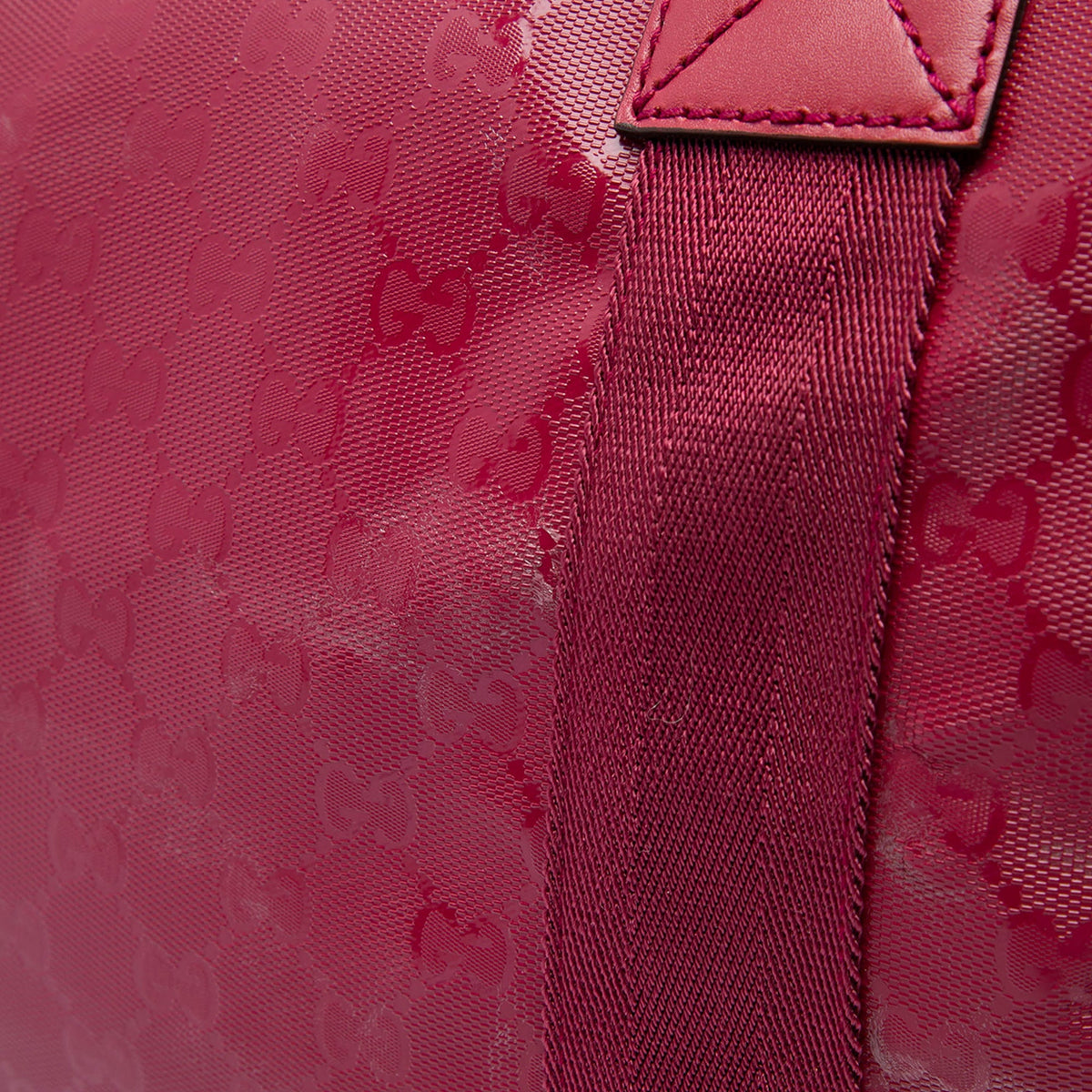 Gucci Large GG Imprime Duffle Bag — Red