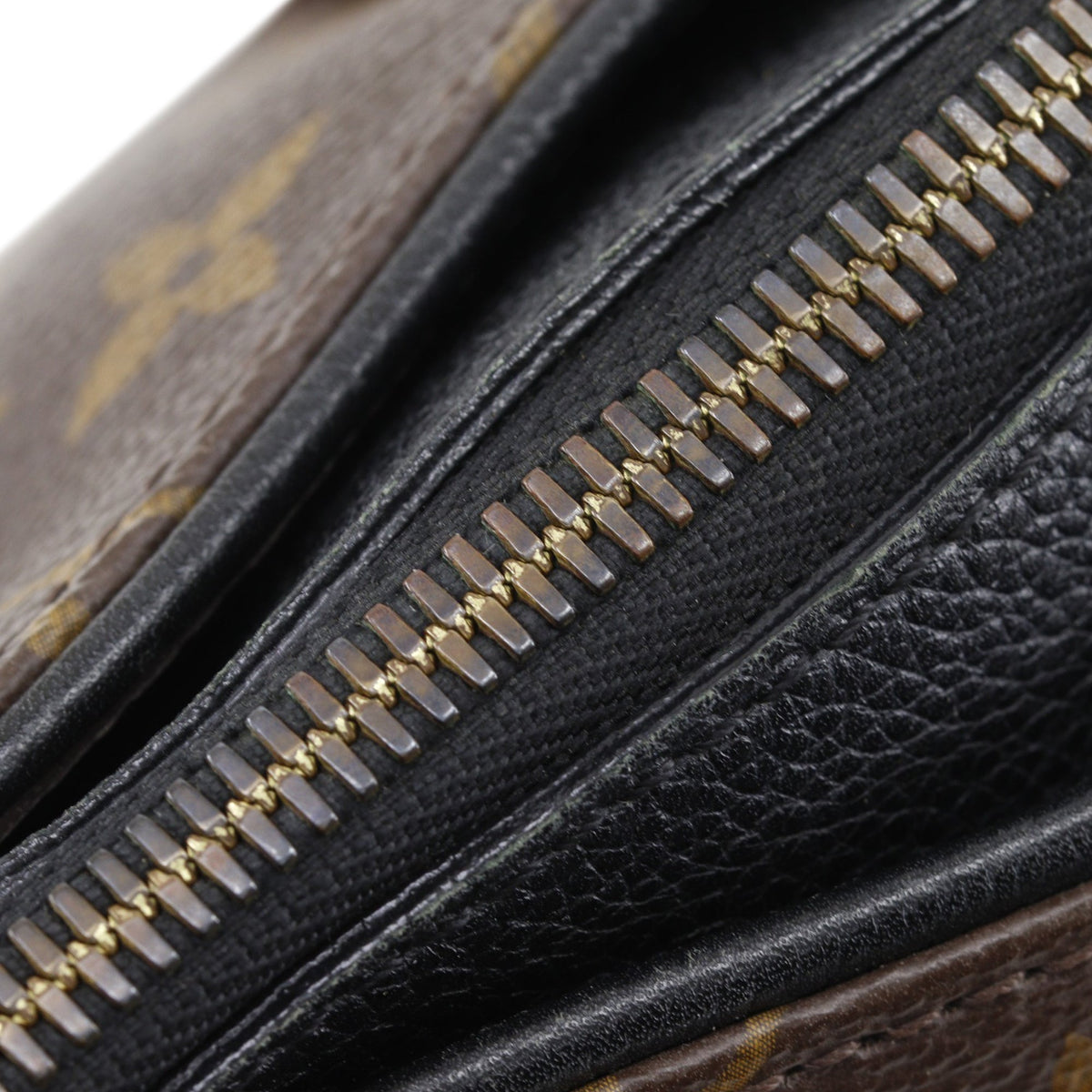 Louis Vuitton Monogram Pallas MM