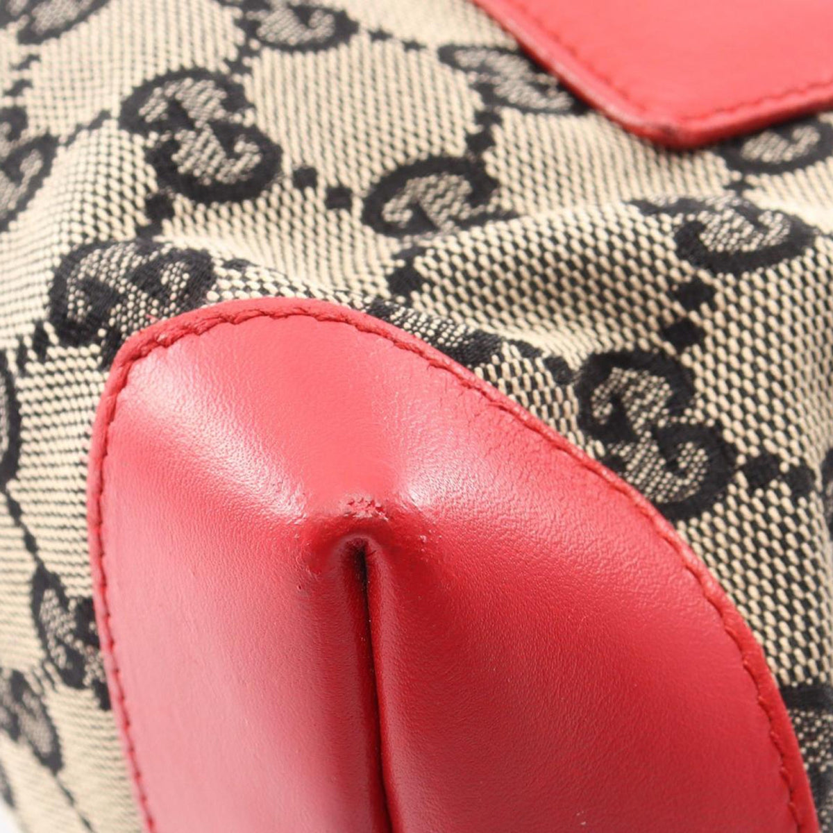 Gucci GG Canvas Shoulder Bag — Beige