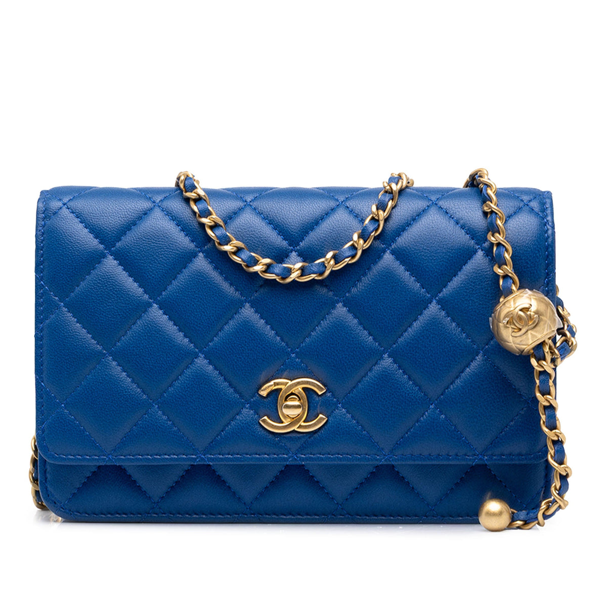 Chanel CC Quilted Lambskin Pearl Crush Wallet On Chain — Blue