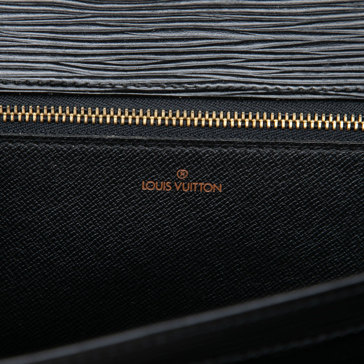 Louis Vuitton Epi Pochette Sellier Dragonne — Black