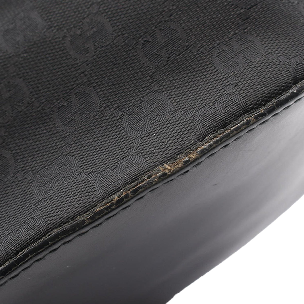 Gucci GG Canvas Shoulder Bag — Black