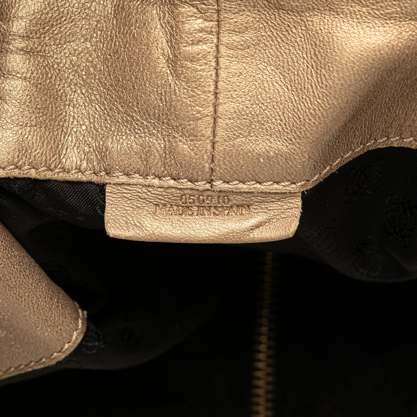 LOEWE Metallic Nappa Aire