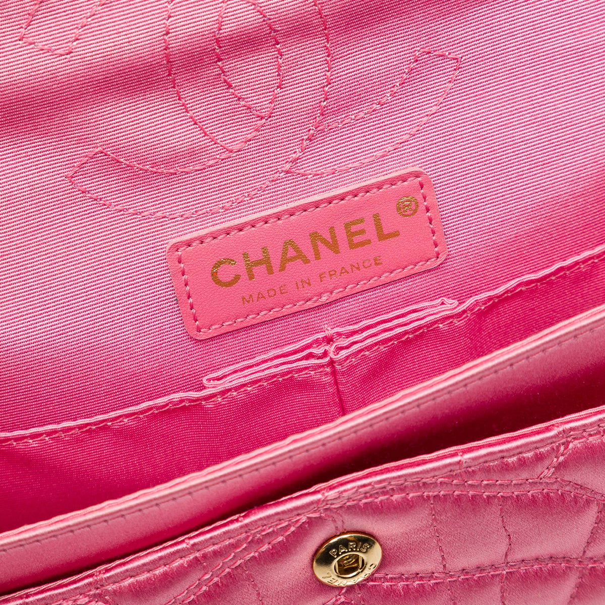Chanel Coco Croc Quilted Satin Reissue 2.55 Double Flap 224