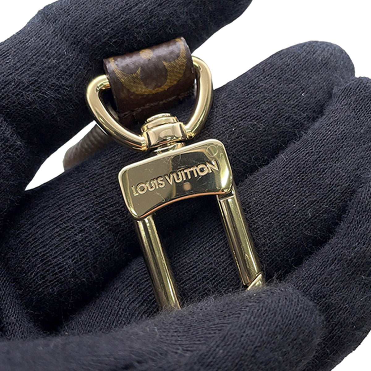 Louis Vuitton Monogram Reverse Giant OnTheGo PM