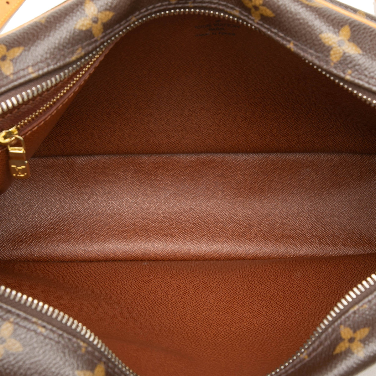 Louis Vuitton Monogram Trocadero 30