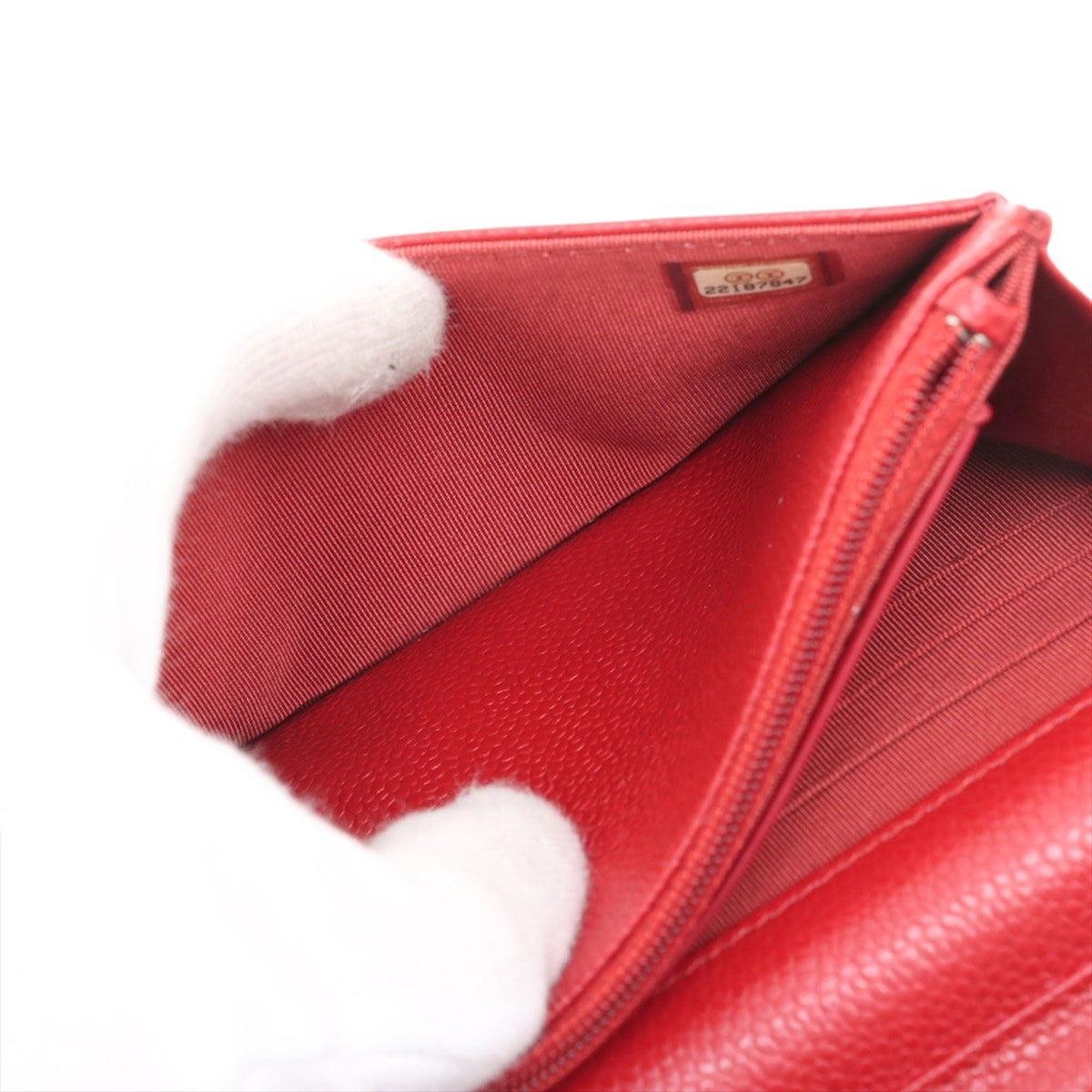 Chanel CC Quilted Caviar Wallet on Chain