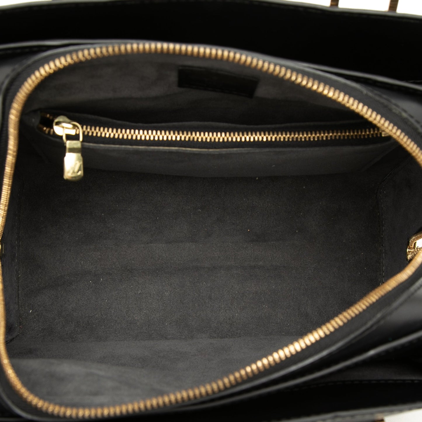 Louis Vuitton Epi Pont Neuf PM