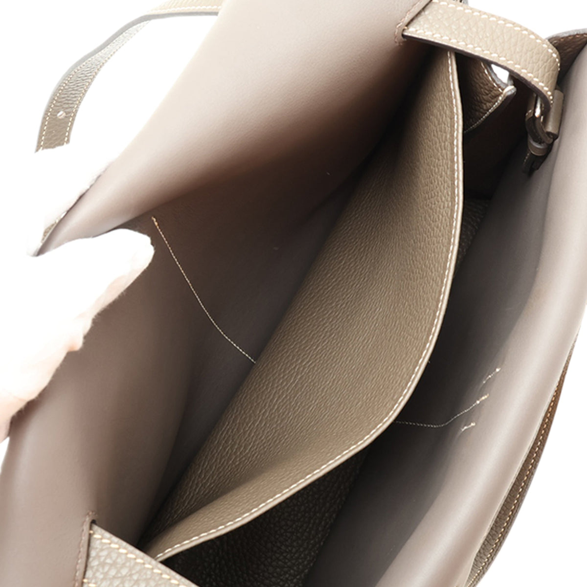 Hermès Clemence Halzan 31 — Brown