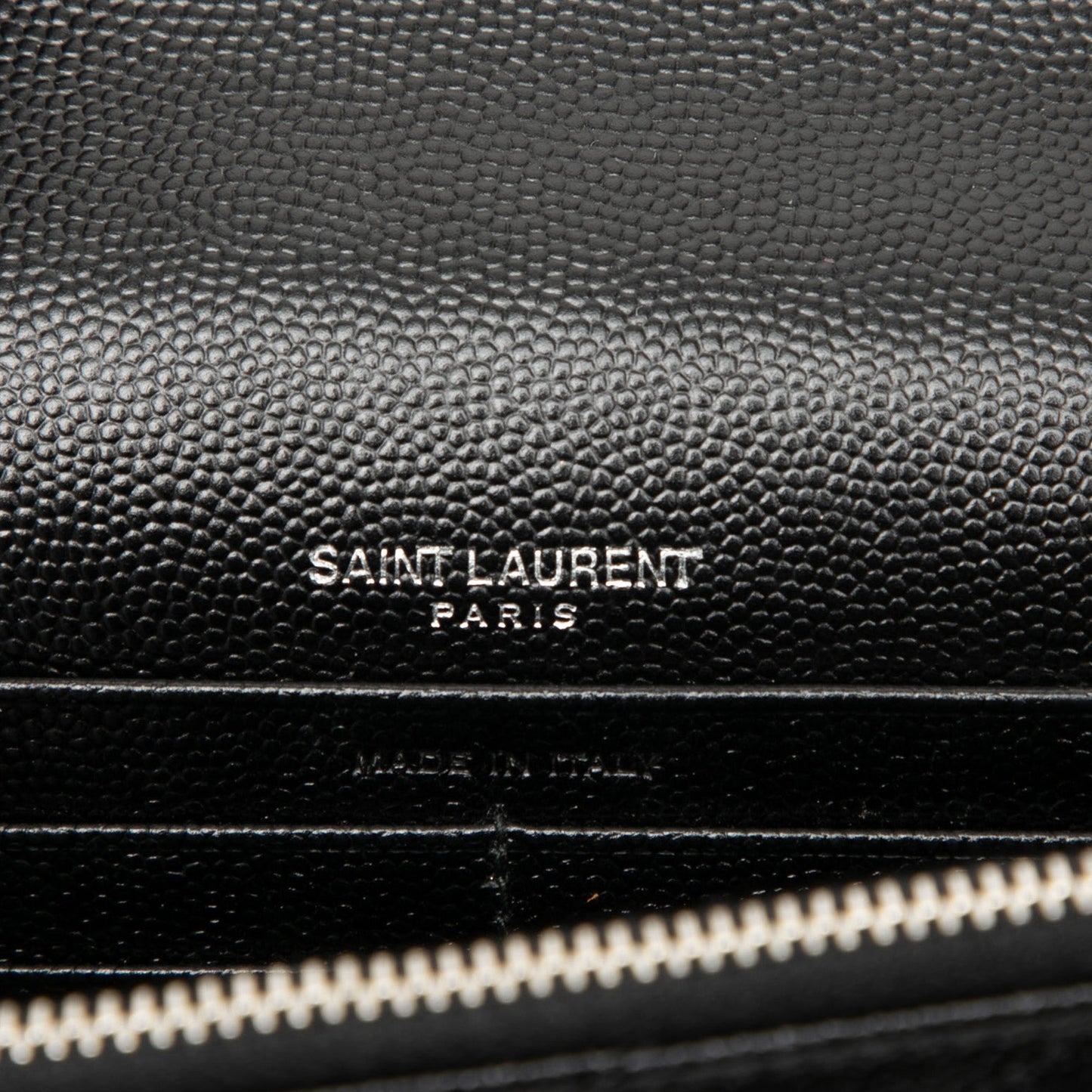 Bicolor Grain De Poudre Cassandre Envelope Chain Wallet