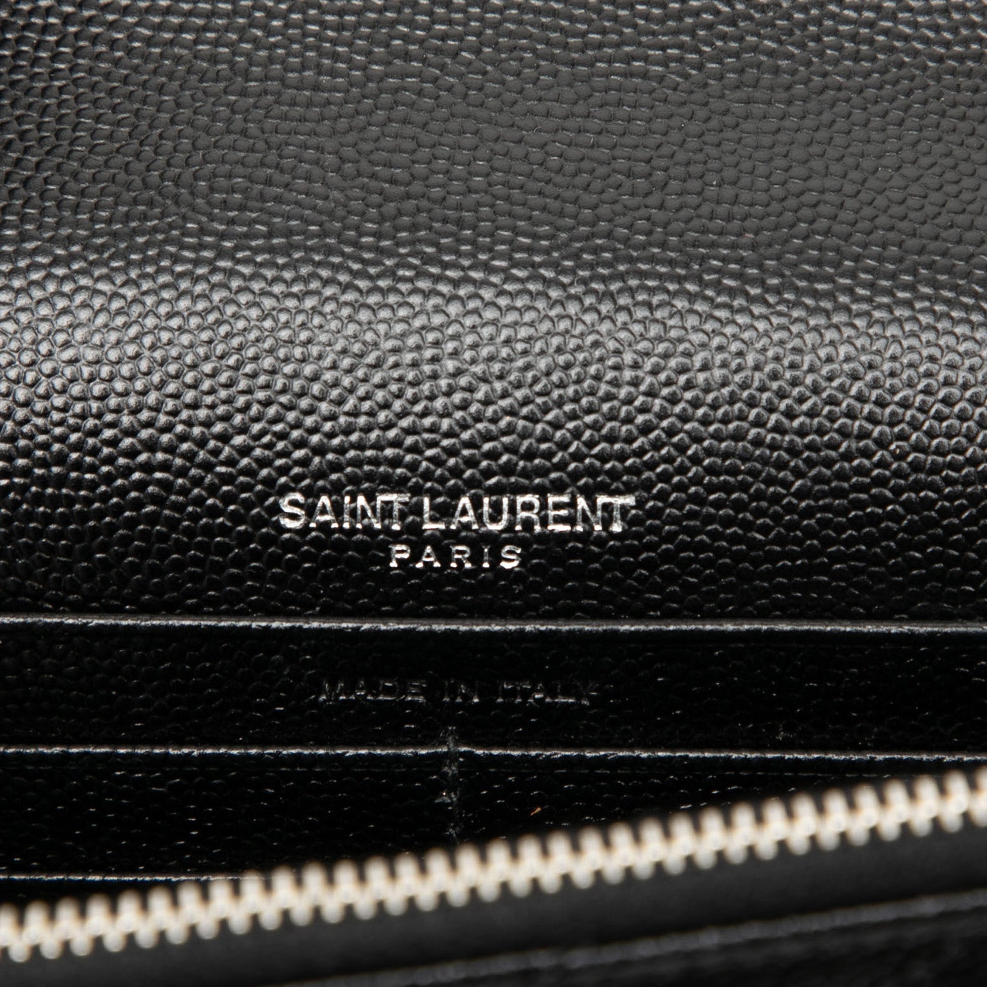 Bicolor Grain De Poudre Cassandre Envelope Chain Wallet