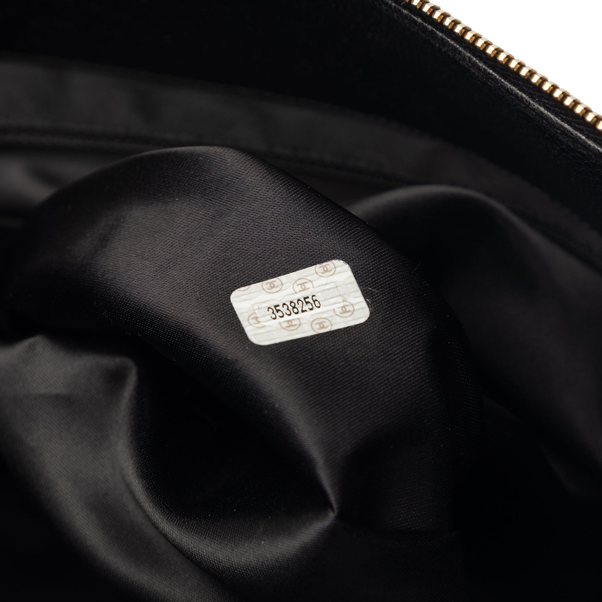 CC Caviar Shoulder Bag