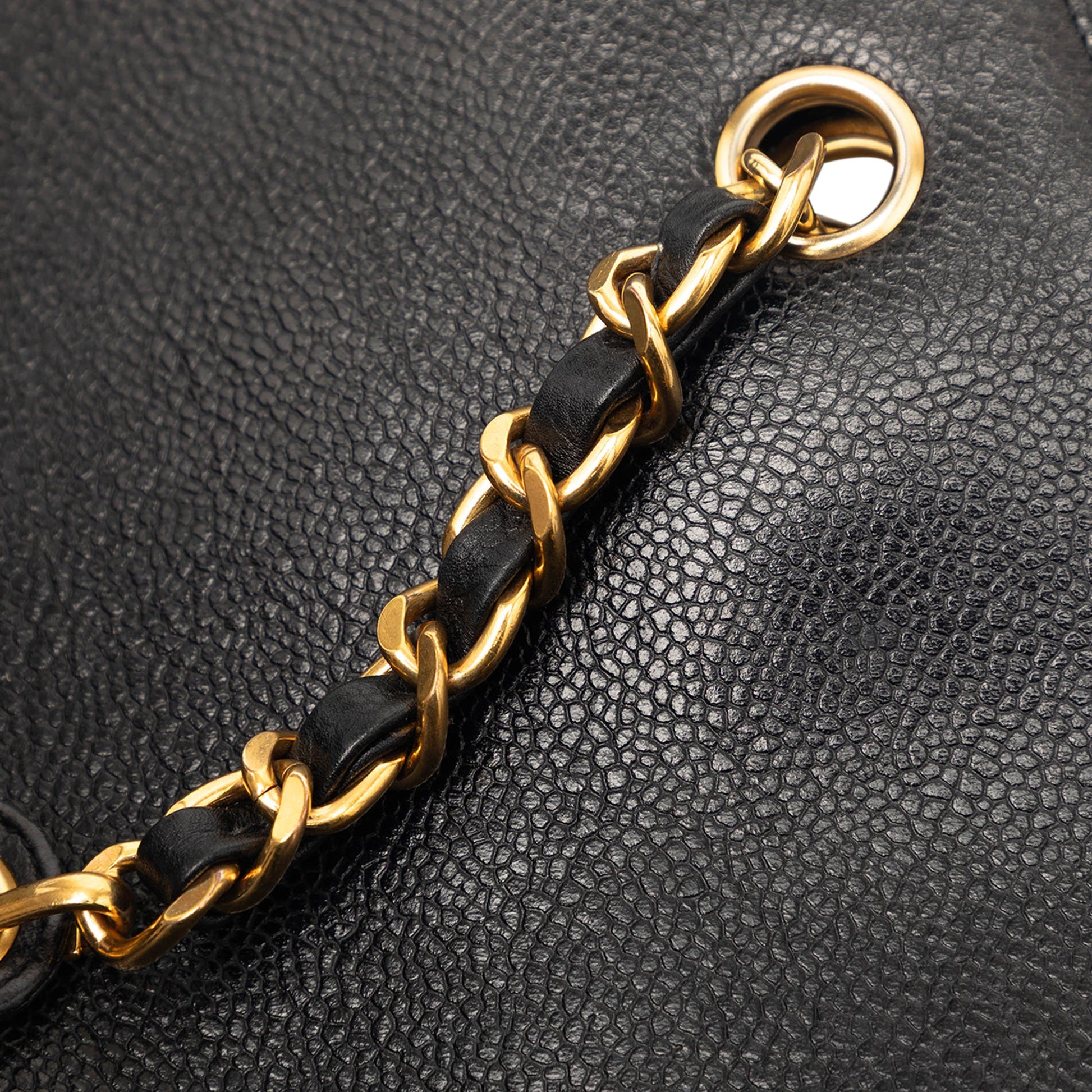 CC Caviar Shoulder Bag