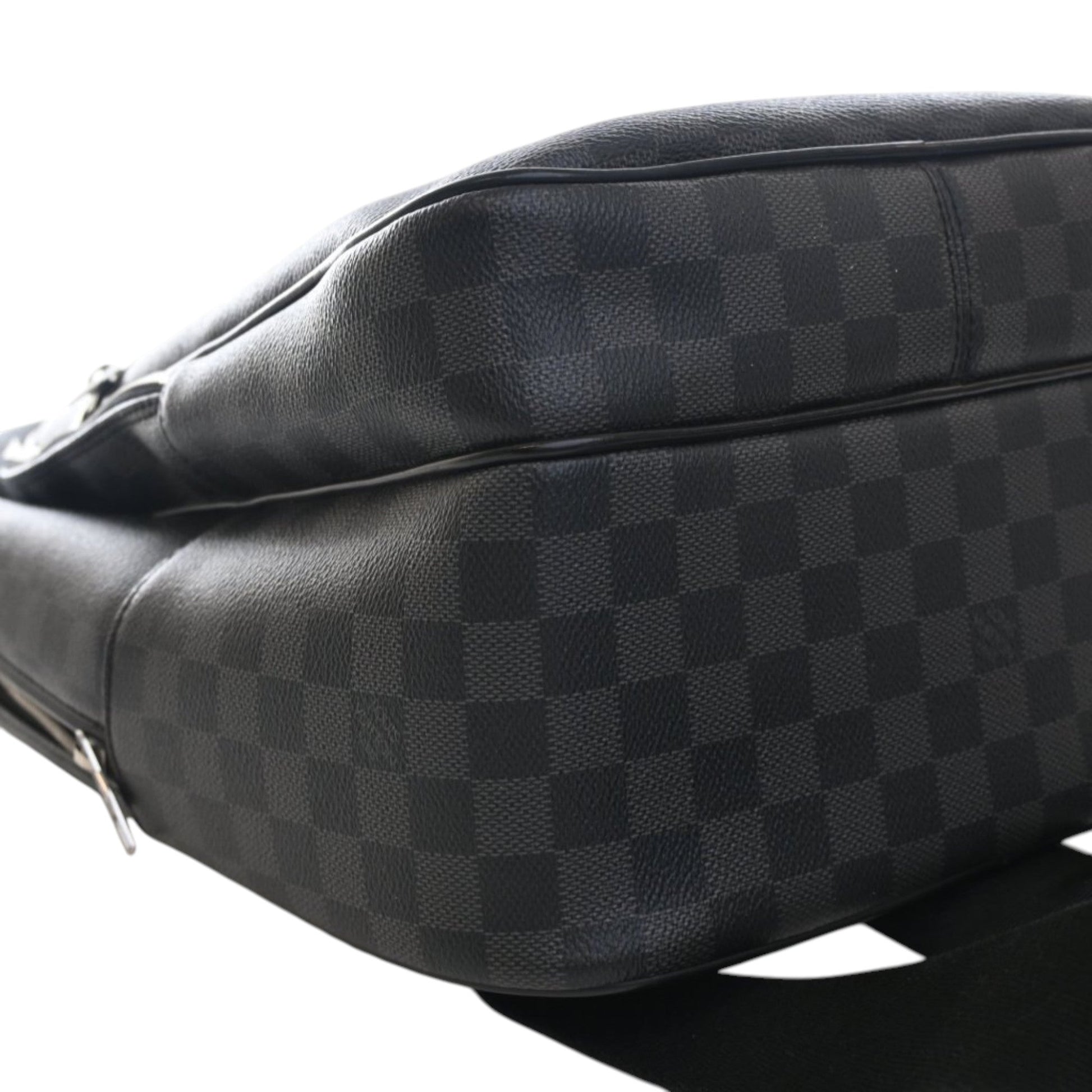 Damier Infini Michael