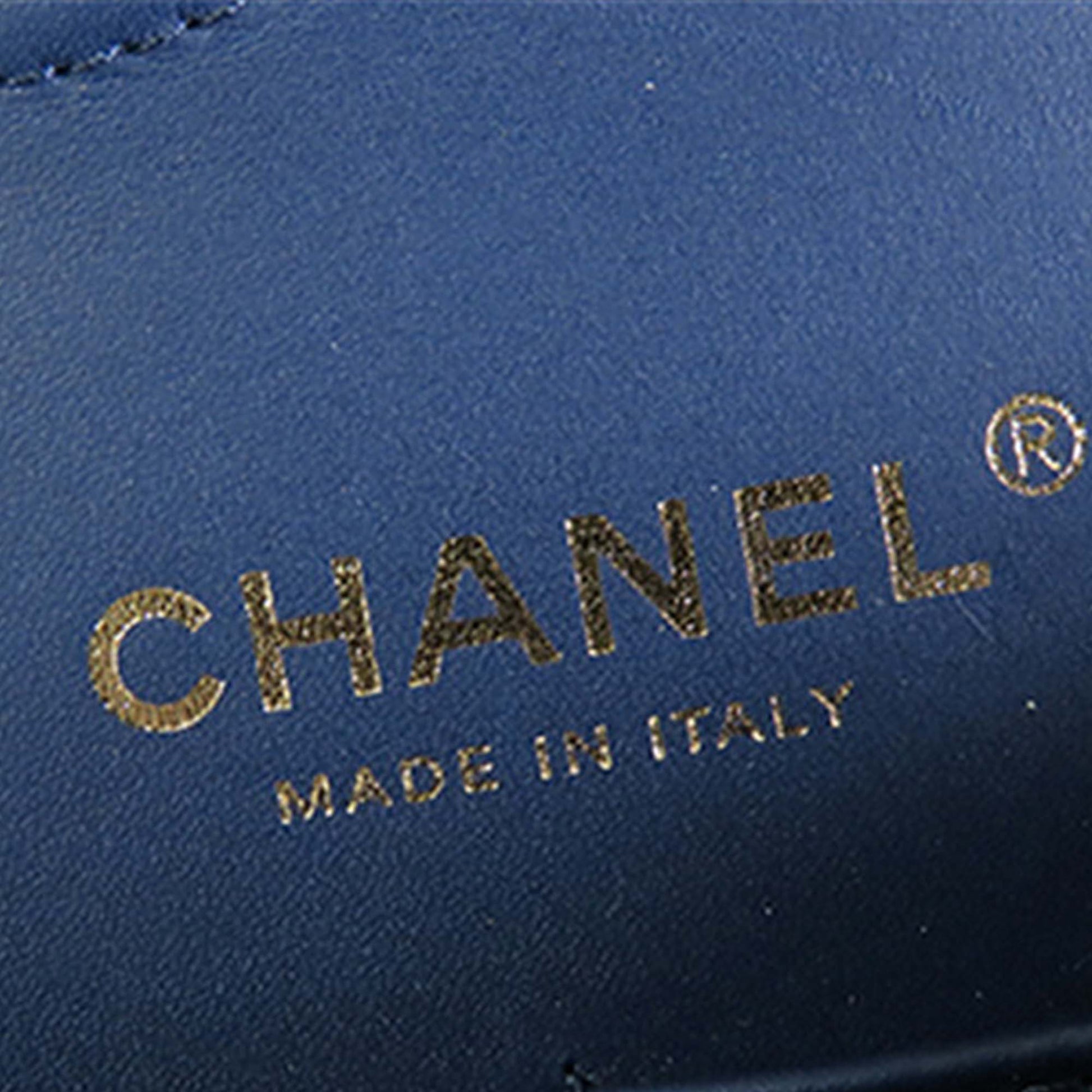 Chanel Medium Classic Caviar Double Flap