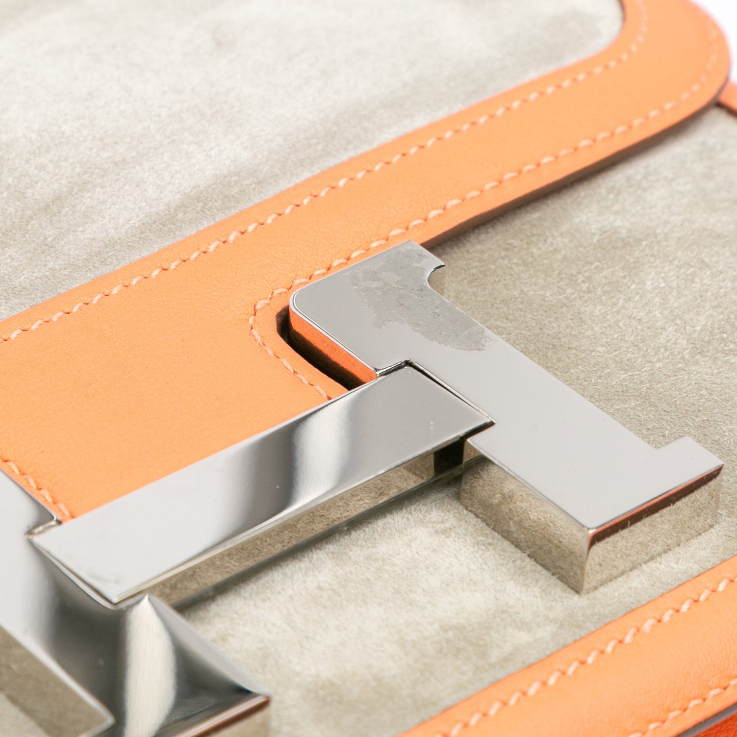 Hermès Doblis and Swift Constance 24