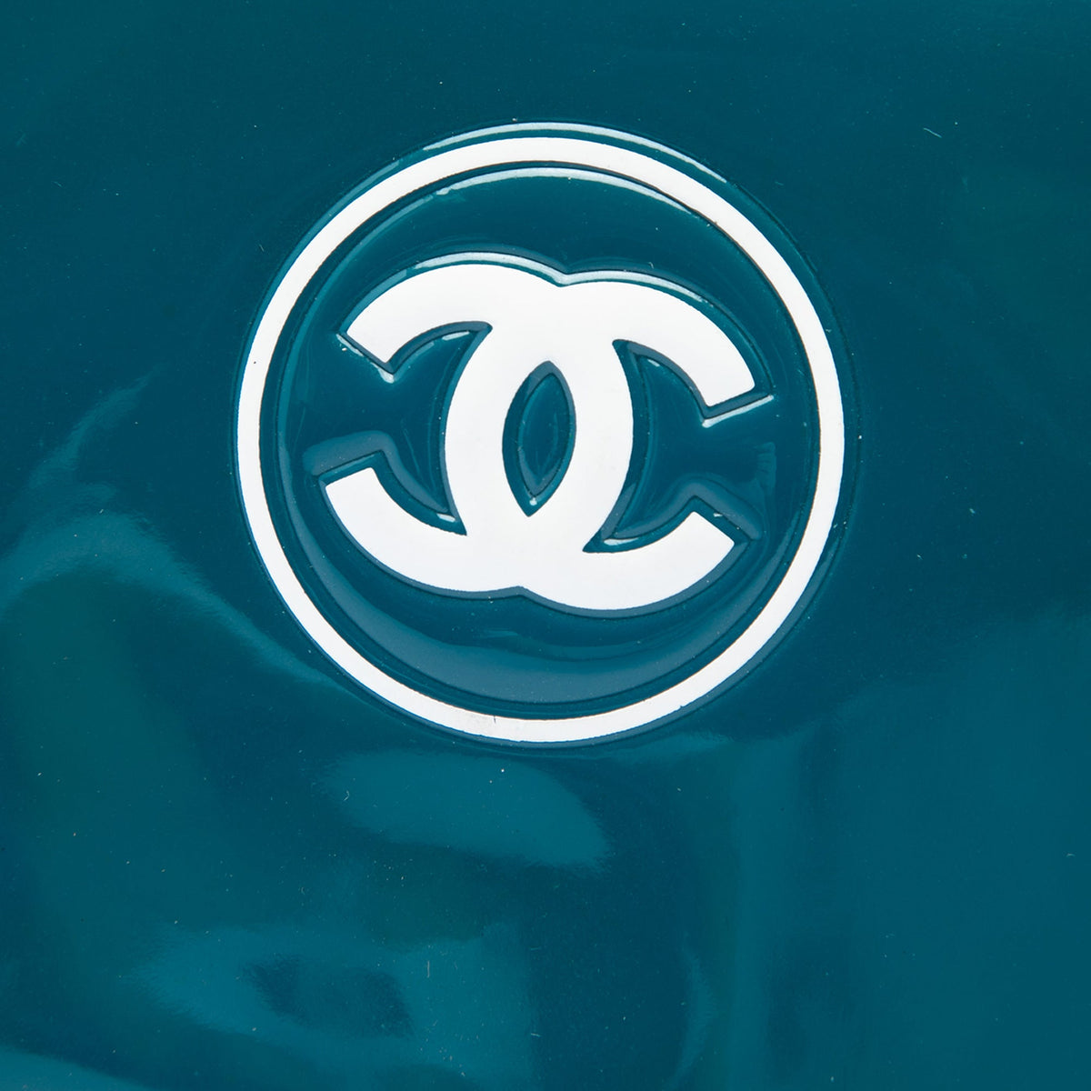 Chanel CC Patent Wallet On Chain