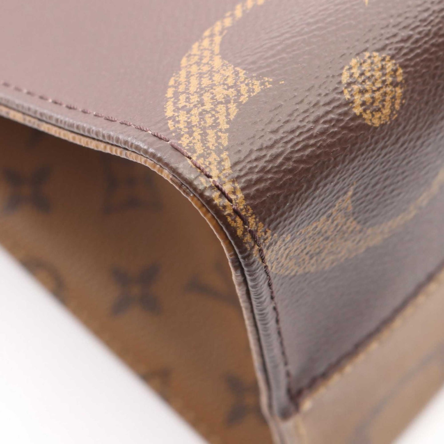 Louis Vuitton Monogram Reverse Giant OnTheGo MM